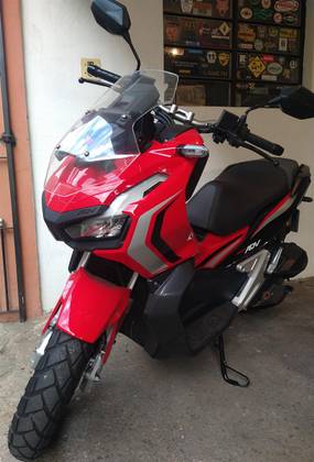 HONDA ADV 